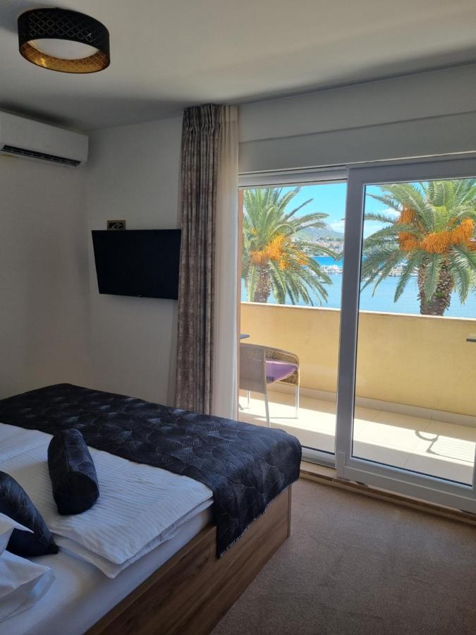 Rooms & Apartments Toni Stobrec Exterior photo